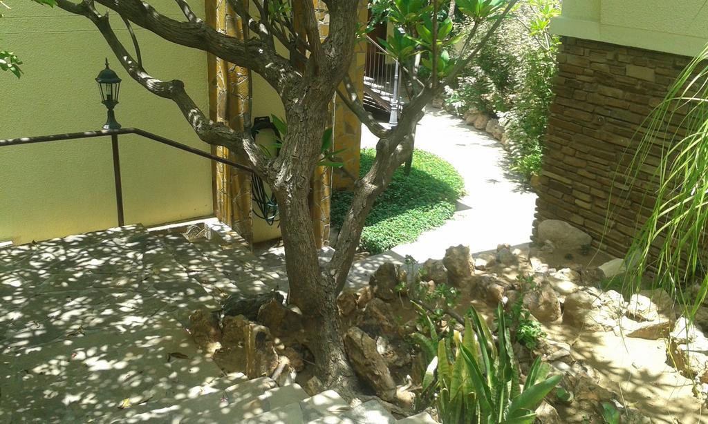 Hotel Pension Steiner Windhoek Exterior foto