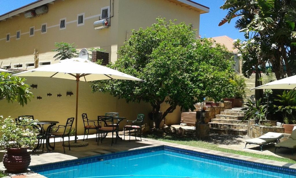 Hotel Pension Steiner Windhoek Exterior foto