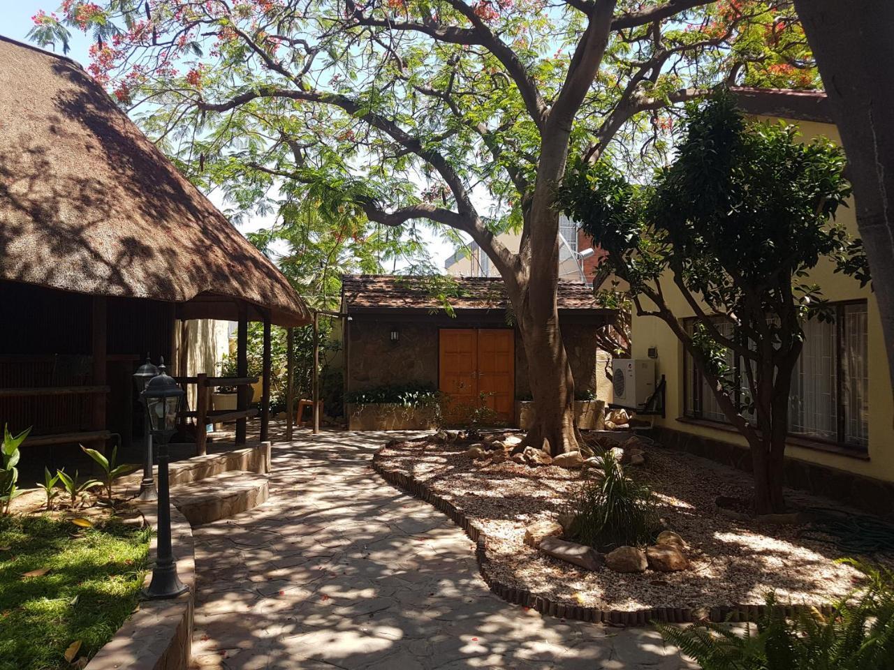 Hotel Pension Steiner Windhoek Exterior foto