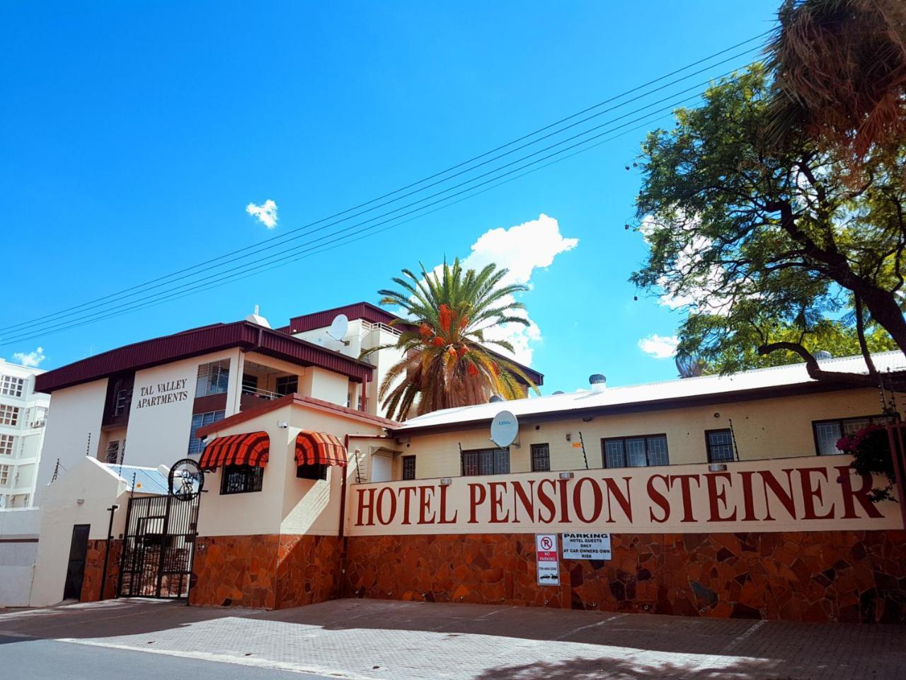 Hotel Pension Steiner Windhoek Exterior foto